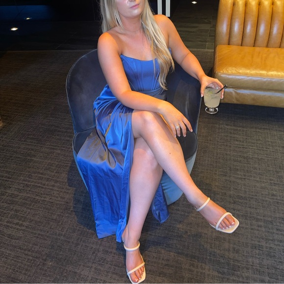 Mia Bella Couture “Sofia” Navy Gown - Picture 1 of 7